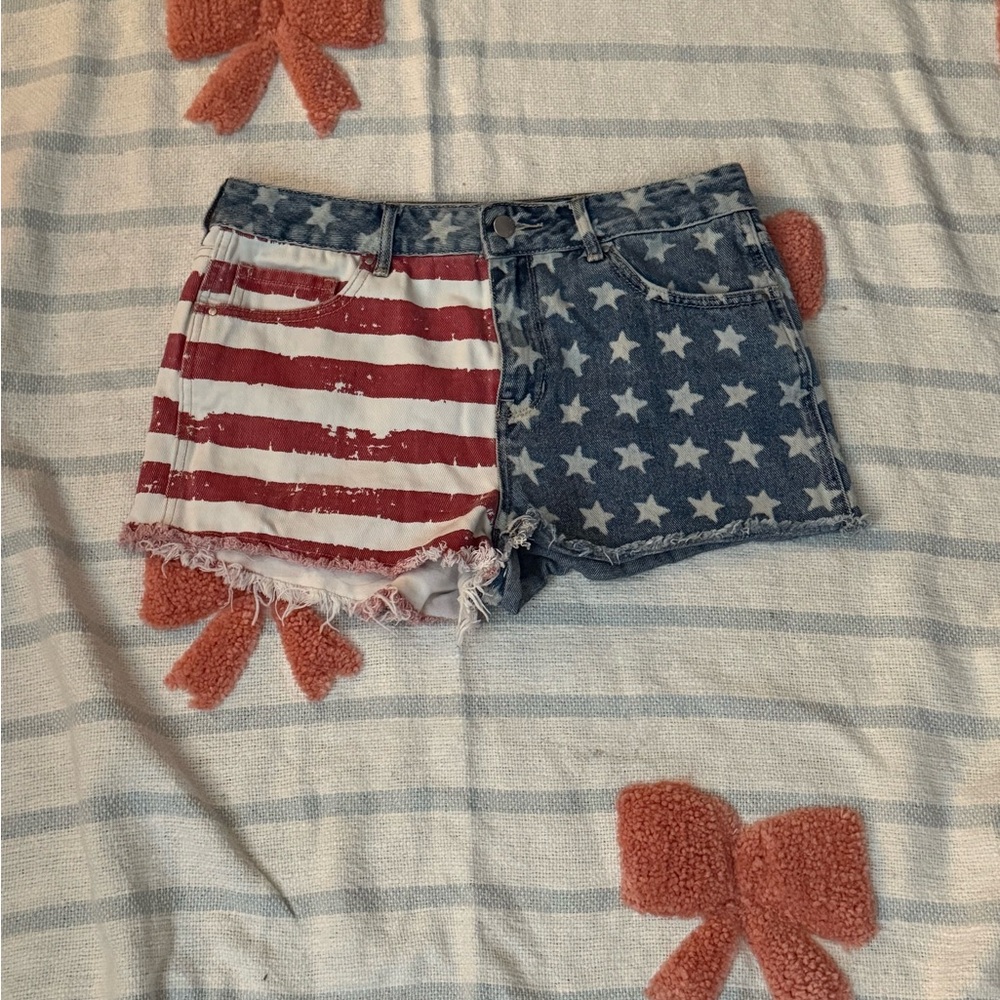 Red and White Jean Shorts with Distressed Hem